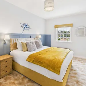 https://starboard-bow.yorkshirehotels.net